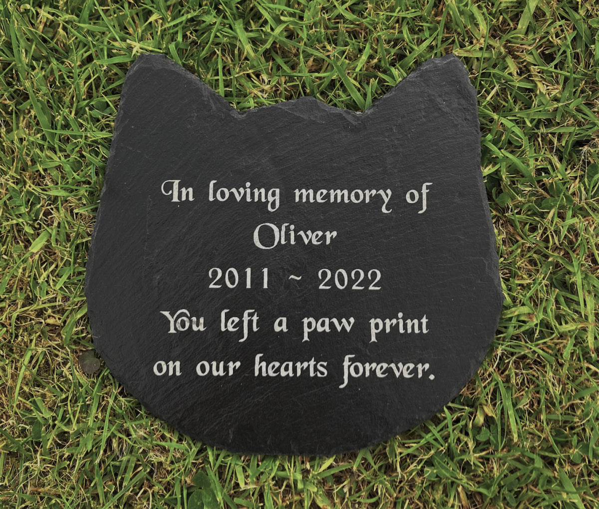 Personalised_Engraved_Cat_Pet_Memorial_Plaque_Natural_Slate_Cat_Head_Grave_Marker_Outdoor_Garden_Cat_Headstone_Pet_Loss_Tribute_Gift_3