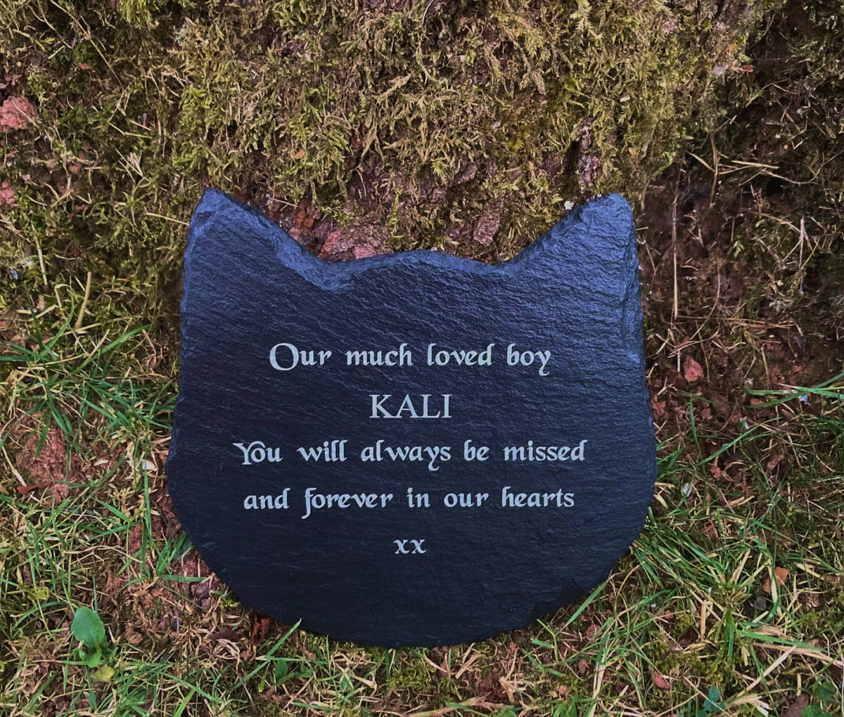 Personalised_Engraved_Cat_Pet_Memorial_Plaque_Natural_Slate_Cat_Head_Grave_Marker_Outdoor_Garden_Cat_Headstone_Pet_Loss_Tribute_Gift_2